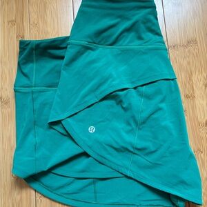 lululemon Emerald Green Speed Up Shorts 2.5”